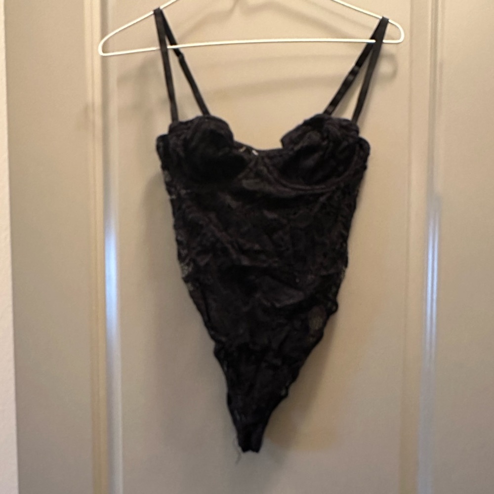 All over lace bodysuit